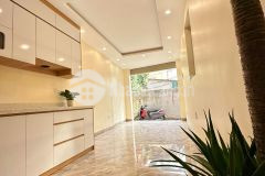 Bán nhà phố minh khai, ô tô, 29m, 4 tầng, mt 4 m, giá 3,5 tỷ, lh 0984417892