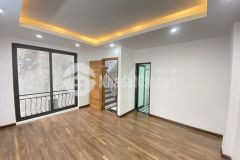 Bán nhà trường chinh, ô tô, dt 25m2 5t, giá 3,05 tỷ, lh 0984417892