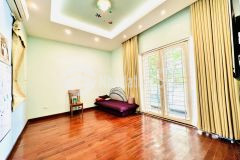 Bán nhà hào nam, ô tô, dt 50 m2 4t, giá 5,1 tỷ, lh 0984417892