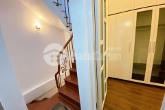 Bán nhà phố hoàng văn thái, nhà đẹp, full nội thất, ô chờ thang máy 40m2x5t hơn 5 tỷ.