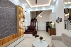 Bán nhà thái hà, ô tô, dt 31m2 5t, mt 4,3 m, giá 4,35 tỷ, lh 0984417892