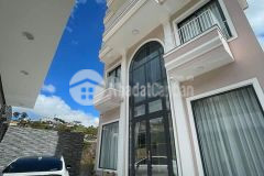 Khách sạn khe sanh p10 tp đà lạt view siêu đẹp