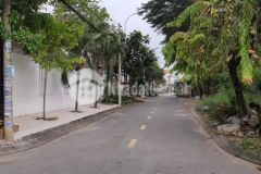 Mặt tiền biệt thự đường số 2 180m2 ngang 10m kdc gia hòa bình chánh.