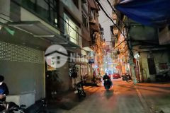 Bán nhà huỳnh thúc kháng 62m2, mt 4.2m hai thoáng oto vào 10.9 tỷ