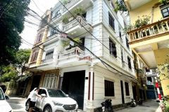 Bán nhà lô góc lạc long quân tây hồ ô tô tránh kinh doanh chỉ 7 tỷ6.