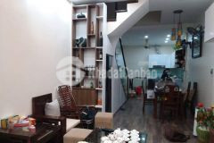 Bán nhà khu pl đầm trấu, hbt giá 12.3 tỷ,50m2 x5t, gara, ở luôn ảnh thật