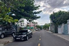 Bán nhà hẻm 496 dương quảng hàm, 3 tầng mái thái, 128m2, ngang 8m, view sông, 14 tỷ.