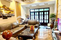 Bán gấp nhà đẹp phố nguyễn khánh toàn,cầu giấy,68m,4t,giá 6.8 tỷ lh 0966866250