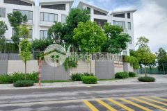 Siêu hiếm đất ngọc thụy, view hồ, 65m2, lô góc, vỉa hè, kinh doanh, ô tô tránh