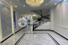 Bán nhà nguyễn văn cừ, hồng tiến, 65m2, mt5m, lô góc, ô tô thông, kinh doanh, nhỉnh 11 tỷ