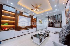 Gđ chuyển về quê cần bán nhà pl trung yên 9, cầu giấy. dt 72m x 6tầng. giá 15 tỷ. lh 0942953068