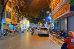 Bán nhà mặt phố thụy khuê, tây hồ, thông sàn kinh doanh, mặt tiền rộng, dt 55m2 giá 19 tỷ