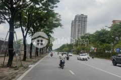 Bán gấp nhà tây hồ mặt phố võ chí công 202m2 100 tỷ mt 10m.