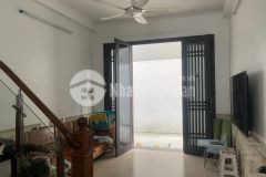 Bán nhà thạch bàn ngõ thông ô tô tránh, vô vàn tiện ích 35m, 3 tầng, 3.4 tỷ