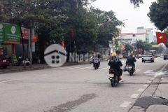 Bán nhà 3 tầng lô góc 3 mặt tiền thị trấn đông anh 62m2 nhỉnh 15 tỷ, 0886119248.