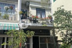 Nhà 3 tâng 70m2 mặt tiền đường 5,5m sơn trà 5 phút ra tới biển