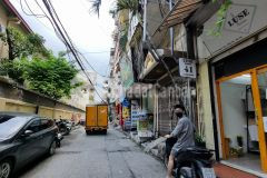 Siêu phẩm đường láng ô tô tránh 47m2, mt 4m, 50m mặt phố, ở sướng 7.9 tỷ