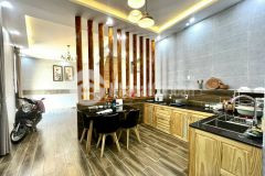 Ban nha đương ô tô gia 2 ty 5 măng lin p7 đa lat