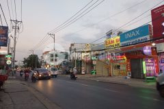 Nhà 3 tầng mặt tiền đường hà huy giáp.quận 12.dt220m2 giá nhỉnh 12 tỷ tl