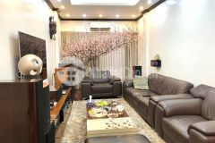 Phố víp đào tấn ba đình nhà đẹp nội thất xịn ở ngay 32m2 nhà 5 tầng, giá nhỉnh 4 tỹ, tl 09