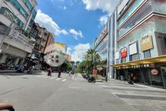 Mt sư vạn hạnh cạnh vạn hạnh mallmt 32 mới xây buôn bán ngày đêm