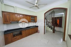 Bán nhà phố minh khai, ô tô, 40m, 4tầng, mt 4 m, giá 4,95 tỷ, lh 0984417892