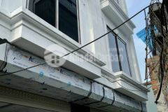 Bán nhà đẹp 100m2 thôn nghĩa lại uy nỗ đông anh hà nội. 0983293946.