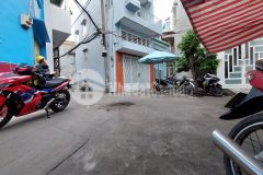 Gấp bán nhà hxh lạc long quân phường 10 tân bình, lô góc 40m2 chỉ 4 tỷ nhỉnh