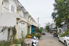 Nhà 1 trệt 1 lầu khu nhà ở hạnh phúc gần đường tiến thành phường 3 vĩnh long