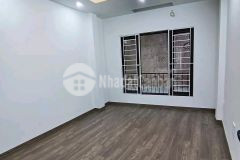 Bán nhà trương định, ô tô, 32m, 5 tầng, mt 4 m, giá 3,3 tỷ, lh 0984417892