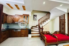 Siêu phẩm trần cung bắc từ liêm 38m2 x 6t mt rộng, ô tô đỗ cổng