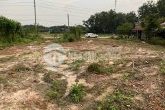 Bán 1868m2 thổ cư gần ngay ngã 5 cổng xanh tân uyên bd, shr, 14.3 tỷ. lh0975176113