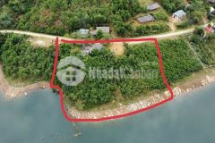 Bá gần 5000m bám hồ hòa bình giá chỉ 2.9 tỷ