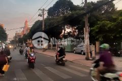 Hot hot hot hạ chào 1tỷ8 giá chào mới 3tỷ5 hẻm 3m sạch đẹp nhà còn mới 4 tầng đa ti