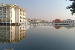 Bán nhà phố từ hoa view hồ tây, 105m2, 7 tầng, mt 7.4m, 105 tỷ