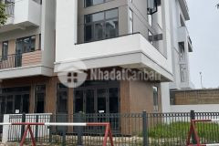 Bán căn nhà mặt phố rộng 5m 4 tầng diện tích sử dụng lớn 220m2 nằm trong dự án centa diamnond