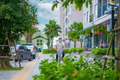 Bán căn shop chân đế s.87,8m2 giá chưa đến 100trm2 vị trí đắc địa,trung tâm vinhomes ocean park