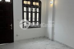 Bán nhà chiến thắng, hà đông, 2 mặt ngõ thoáng đường rộng, ô tô đỗ ngõ, an ninh tốt, chỉ hơn 5 tỷ.