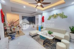 Nhà cực kì đẹp phố khương trung, chủ bán giá hơn 4 tỷ nhà 5 tầng ngõ oto, khu vực nhà hiếm bán