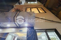 Chính chủ bán nhà liền kề phố khương trung 35m2. 5 tầng giá hơn 4 tỷ khu vực kd tiện ích bạt ngàn n