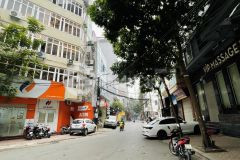 Bán nhà ngọc khánh, giảng võ, cách phố 30m, ngõ trước nhà 3m, dt 63m2 giá 8 tỷ