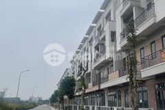 Duy nhất trên bảng hàng căn góc vườn hoa 2 mặt tiền, chính diện chân đế chung cư, đường 17.5m