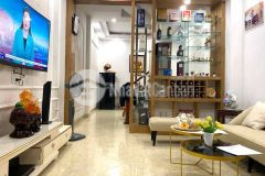 Bán gấp nhà bồ đề, hồng tiến, 55m2, lô góc, ô tô, kinh doanh, gần hồ, nhỉnh 6 tỷ