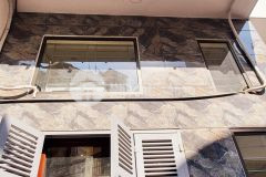 Bán nhà 5 tầng bùi xương trạch, 2 mặt thoáng,ô tô đỗ cửa dt 42m giá nhỉnh 4 tỷ.