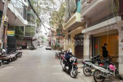 Cần bán nhà ngõ 390 nguyễn văn cừ, long biên ô tô đỗ cửa 40m2, 5 tầng, 4,5 tỷ.