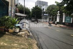 Mặt tiền đường số 32 74m2 3 tầng kinh doanh sầm uất kdc bình phú.