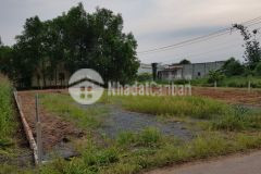 Cần bán sào đất ngang 10m ngay chợ giá 350 triệu