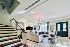 Bán nhà nguyễn văn cừ, gia thụy 60m2, 6t, thang máy, mặt tiền 5.3m, gara, kd, 13.8 tỷ.