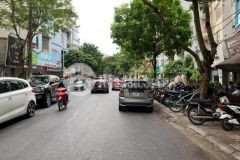 Bán nhà sài đồng ngõ kinh doanh sầm uất, gần hồ, trường, chợ, ô tô vào nhà