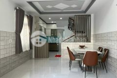 Vào ở ngay bán nhà 5 tầng hxh nguyễn văn trỗi, 42m2 4x10.5m, chỉ 7.8 tỷ tl